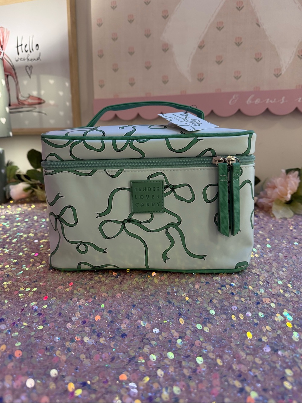 NWT Tender Love + Carry Travel Vanity Bag in “Green Bows” Pattern
